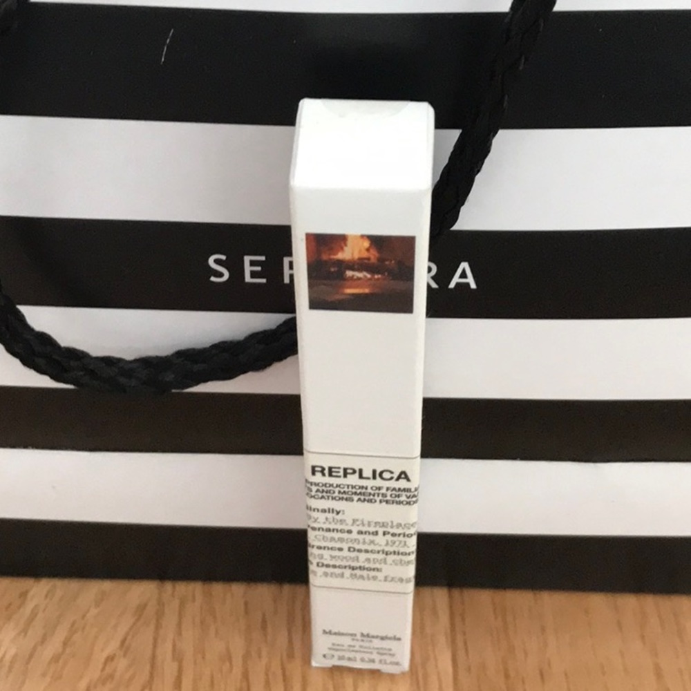 ✨NEW✨ REPLICA 🔥 By The Fireplace 🔥 Maison Martin Margiela 10ml Spr@y